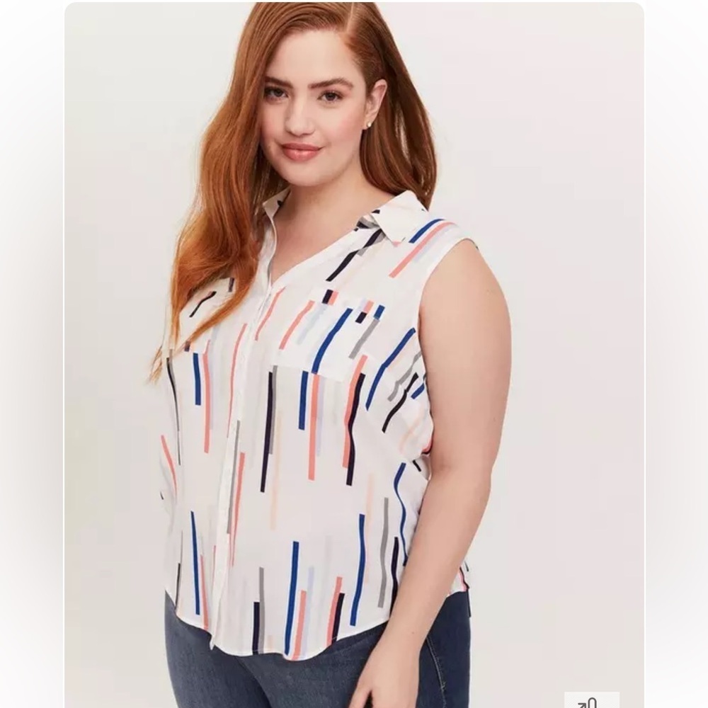 New! Torrid‎ sz 2 Line White Madison Georgette Button-Up Sleeveless Shirt 2X